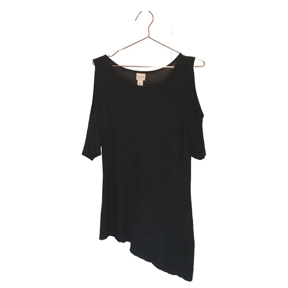 Chico’s black slit shoulder top size 2 medium asymmetrical hem lightweigt